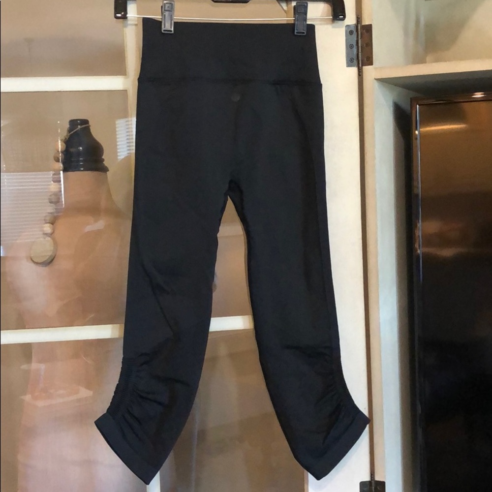Lululemon Black Crop Leggings, Size 4